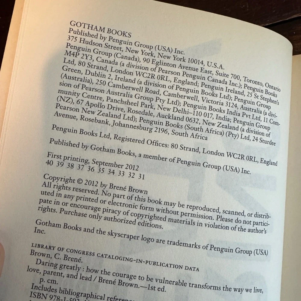 Daring‎ Greatly Brene Brown Book Vulnerability Leadership Parenting